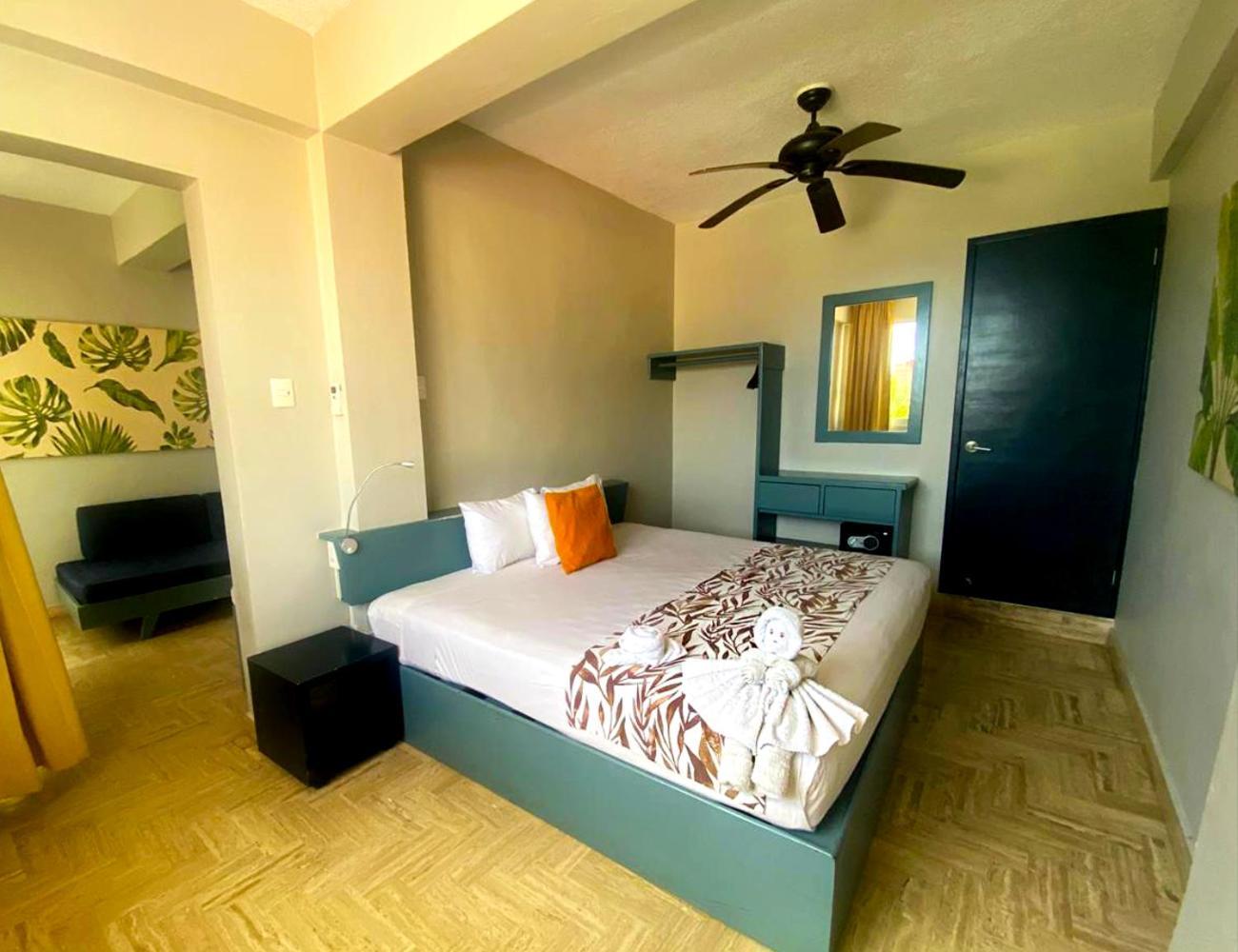 "5Th Av" Sol Del Caribe Apart Hotel (Adults Only) Playa del Carmen Kültér fotó